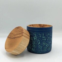 Lidded box by Kelly Shaw