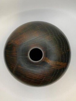 Hollow form by Gonzalo Delacruz